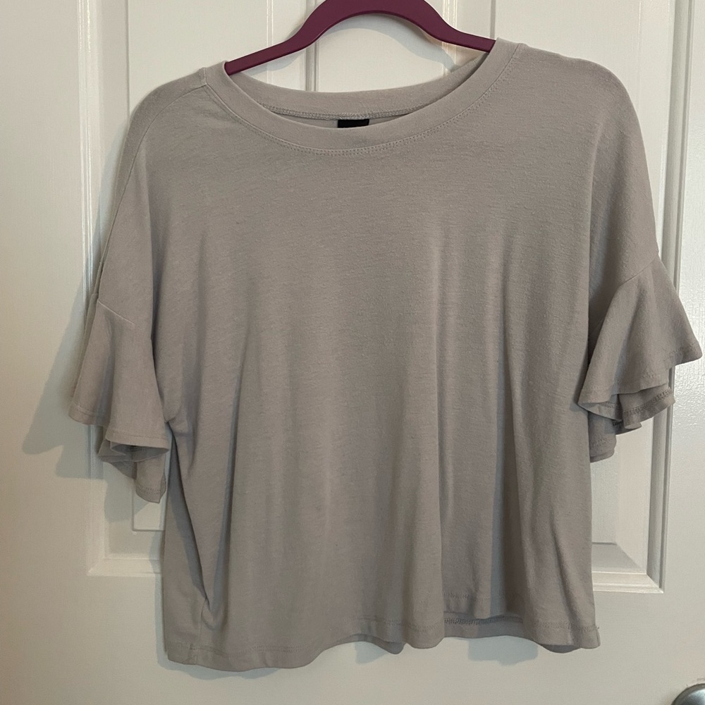 Free Press grey top with flutter sleeve